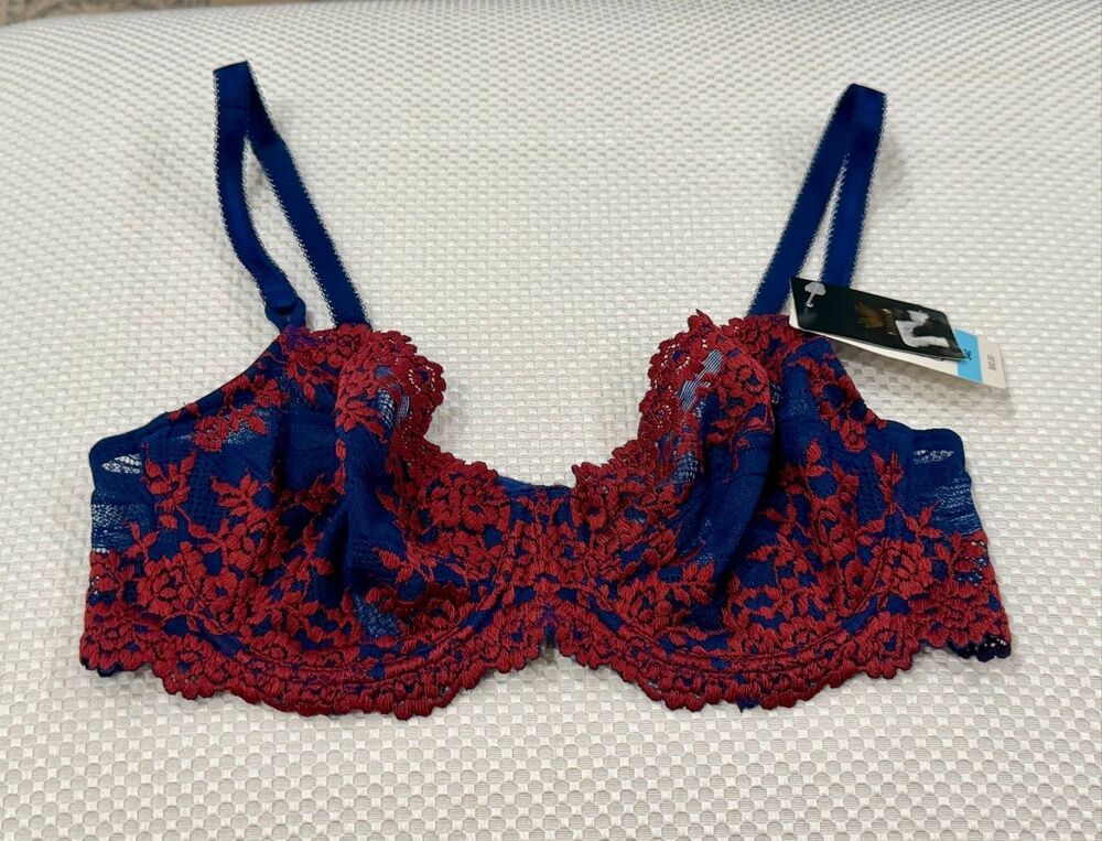 Wacoal NWT size 34C Embrace Lace underwire bra style 65191